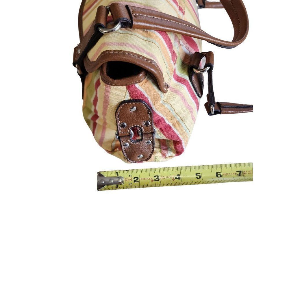 Striped Relic Shoulder Purse - Picture 4 of 14